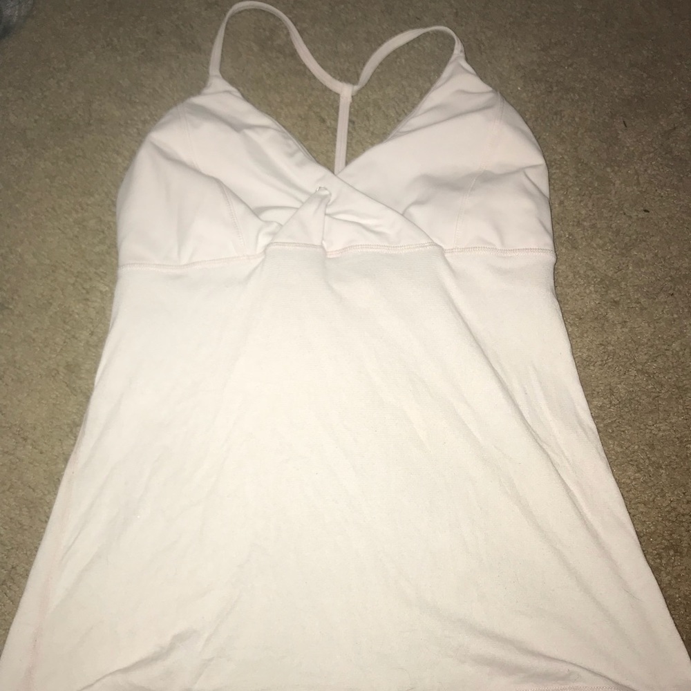 Lululemon 6 light pink t back